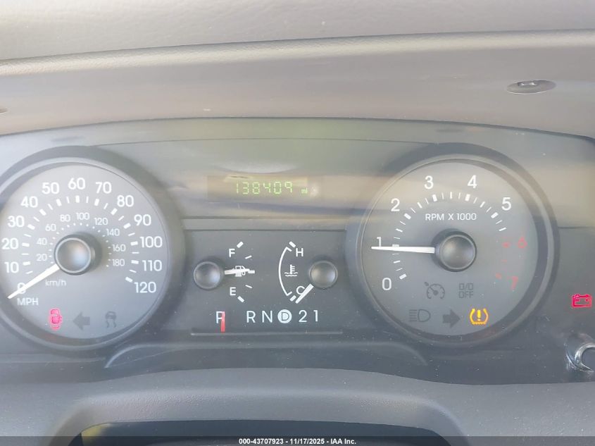 2008 Mercury Grand Marquis Gs VIN: 2MEFM74V38X630376 Lot: 43707923