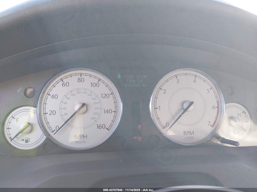 2006 Chrysler 300C VIN: 2C3KA63H56H101134 Lot: 43707940