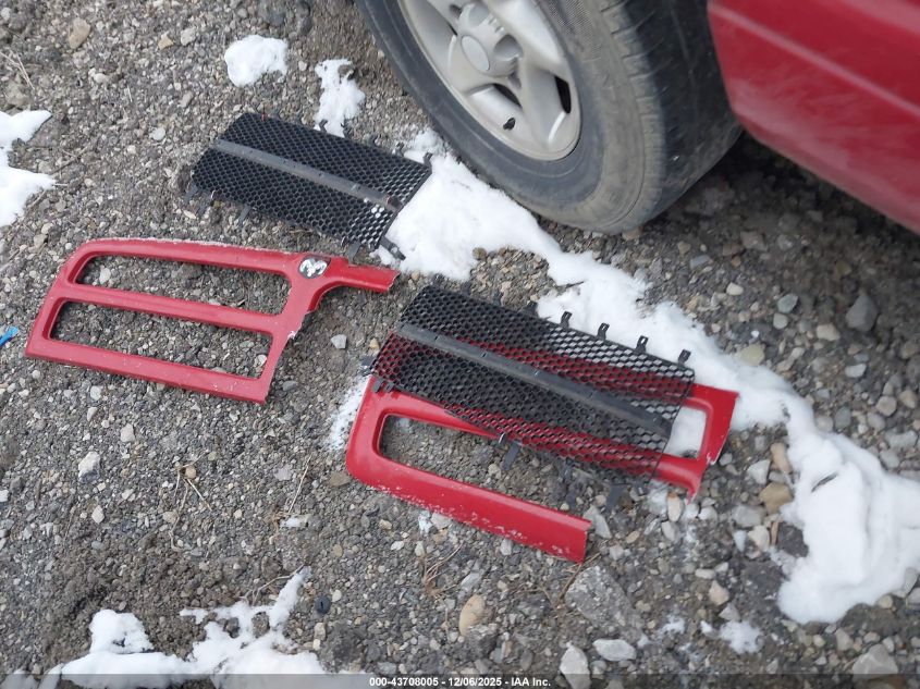 1998 Dodge Ram 1500 St VIN: 3B7HC13Y6WG117135 Lot: 43708005