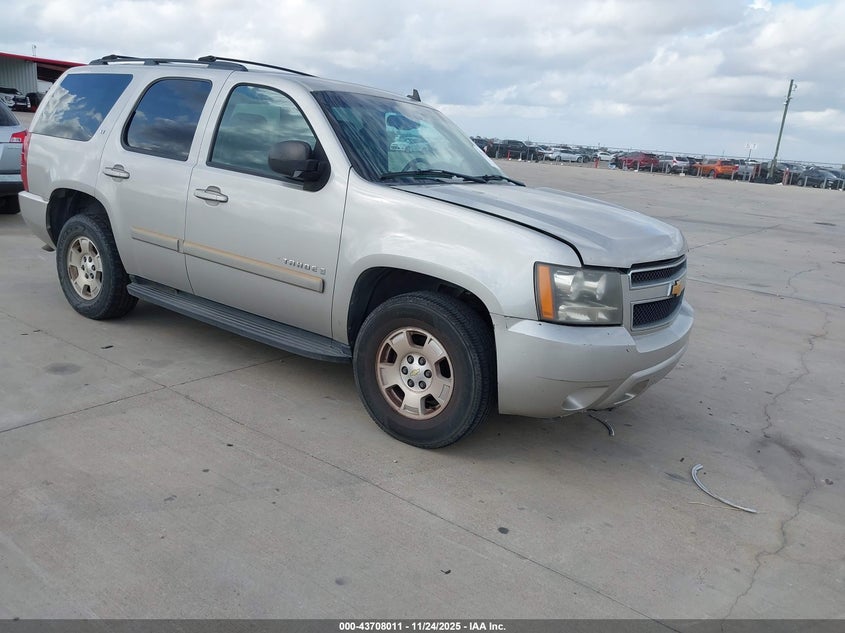 1GNFC13J98R141708 2008 Chevrolet Tahoe Lt auction photo 1