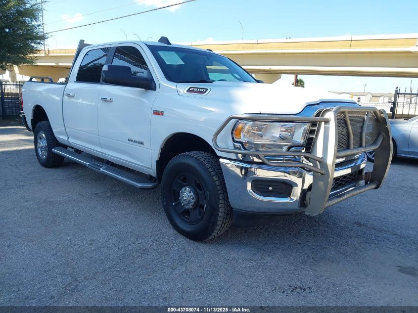 RAM 2500 BIG HORN 4X4 6 4 BOX