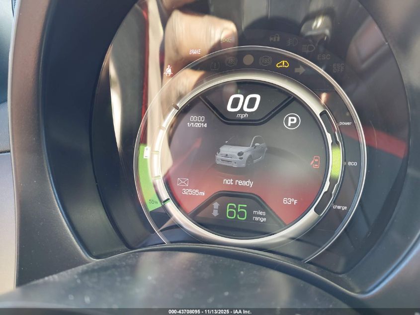 2015 Fiat 500E Battery Electric VIN: 3C3CFFGE2FT741282 Lot: 43708095