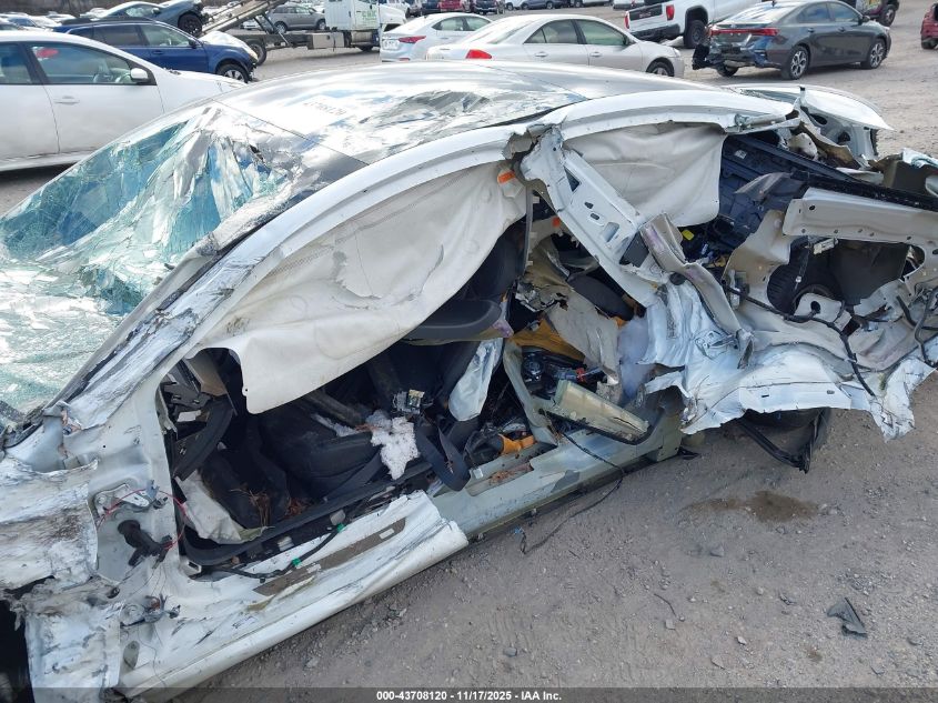 2021 Tesla Model 3 Long Range Dual Motor All-Wheel Drive VIN: 5YJ3E1EB0MF045316 Lot: 43708120