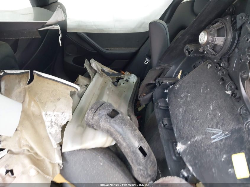 2021 Tesla Model 3 Long Range Dual Motor All-Wheel Drive VIN: 5YJ3E1EB0MF045316 Lot: 43708120