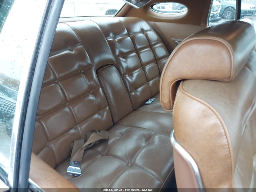 1972 Lincoln Continental VIN: 2Y89A889397 Lot: 43708128