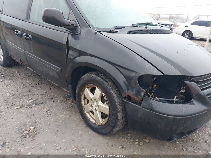 2005 Dodge Grand Caravan Sxt VIN: 2D4GP44L35R193492 Lot: 43708149