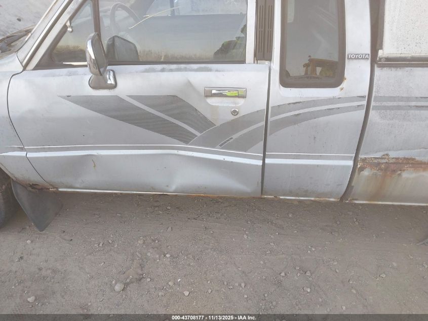 1988 Toyota Pickup Xtracab Rn70 Dlx VIN: JT4RN70DXJ0051625 Lot: 43708177