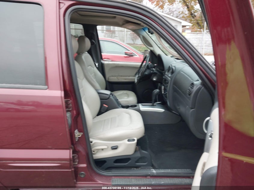 1J4GL58K23W519278 2003 JEEP LIBERTY (NORTH AMERICA) photo no. 5