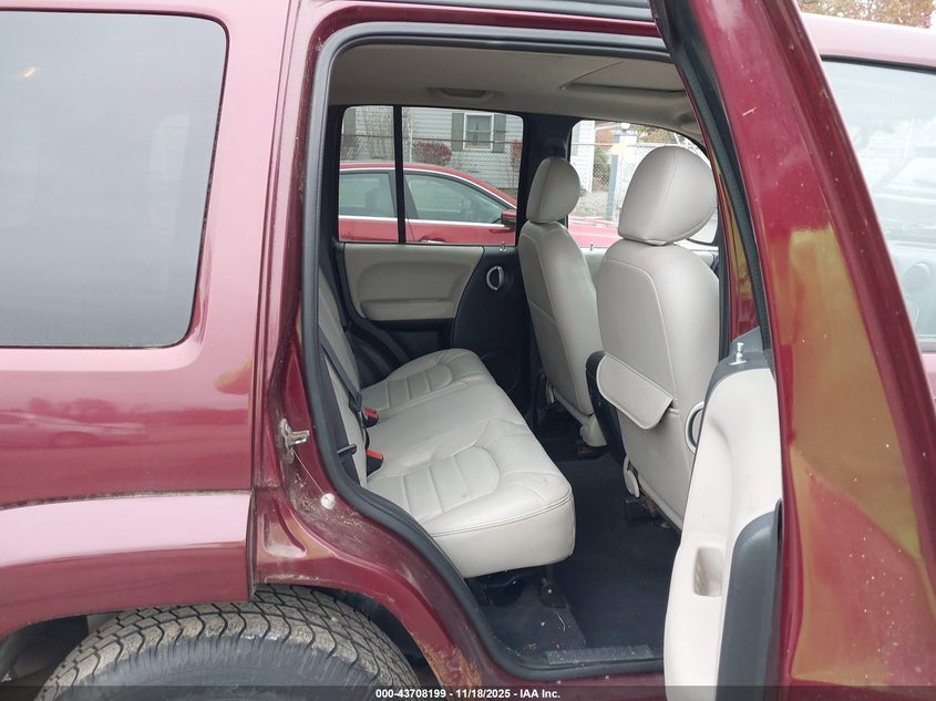 1J4GL58K23W519278 2003 JEEP LIBERTY (NORTH AMERICA) photo no. 8