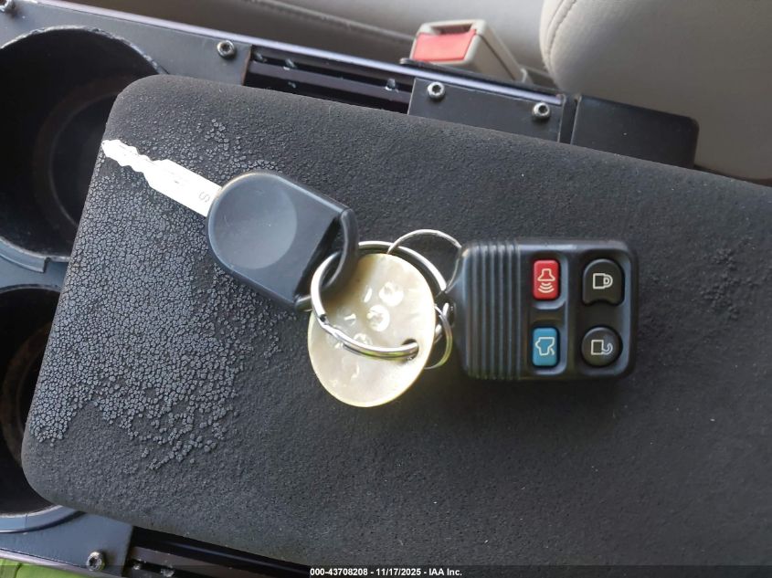 2008 Ford Expedition Xlt VIN: 1FMFU16518LA71110 Lot: 43708208