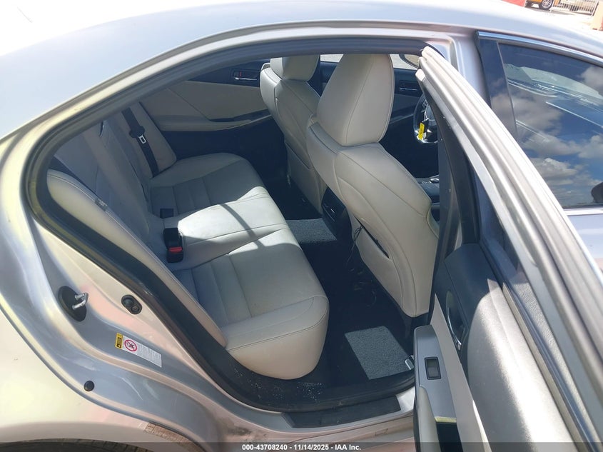 2016 Lexus Is 200T VIN: JTHBA1D22G5010466 Lot: 43708240