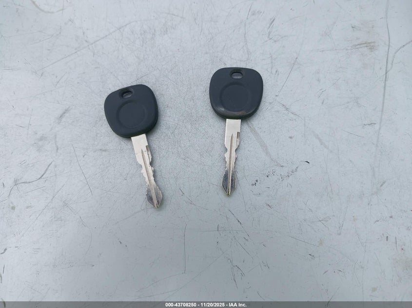 2002 GMC Sierra 2500Hd Sl VIN: 1GTHC29UX2Z145654 Lot: 43708250