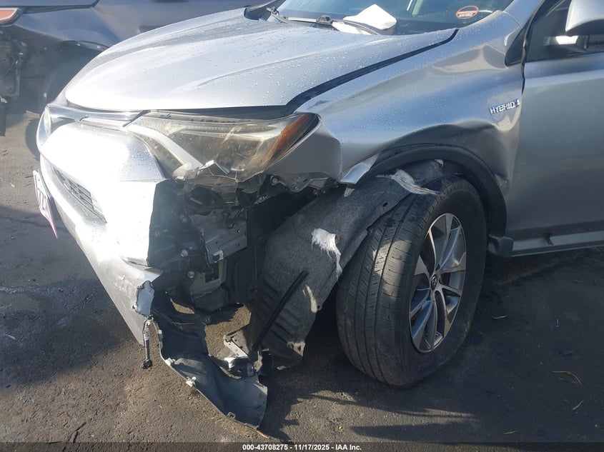 2017 TOYOTA RAV4 HYBRID XLE - JTMRJREV6HD138787