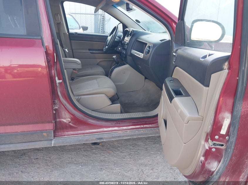 2016 JEEP COMPASS SPORT - 1C4NJCBA2GD640983