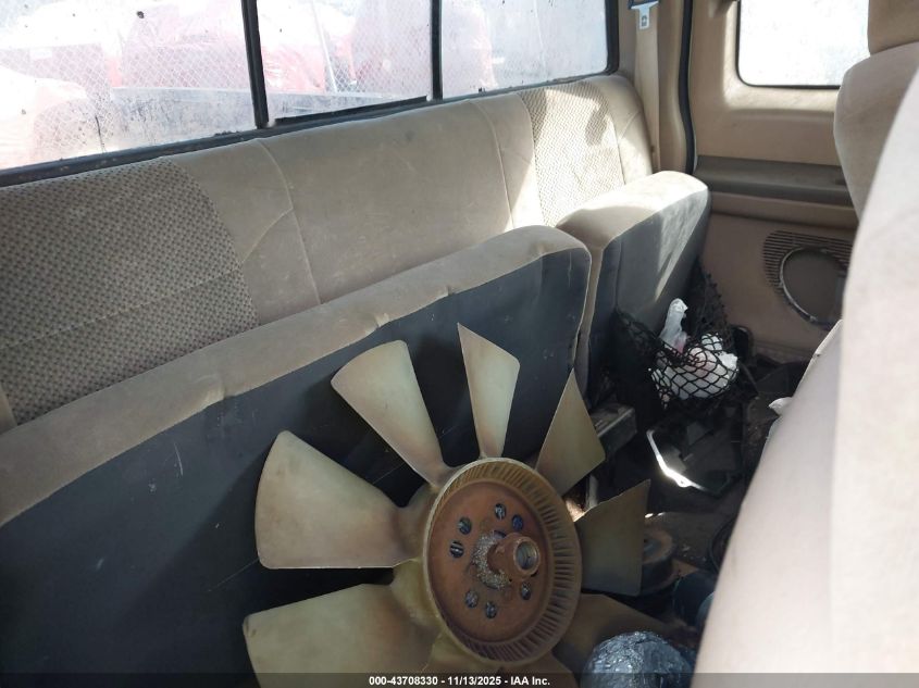 2001 Ford F-250 Lariat/Xl/Xlt VIN: 1FTNX20F11EC47260 Lot: 43708330