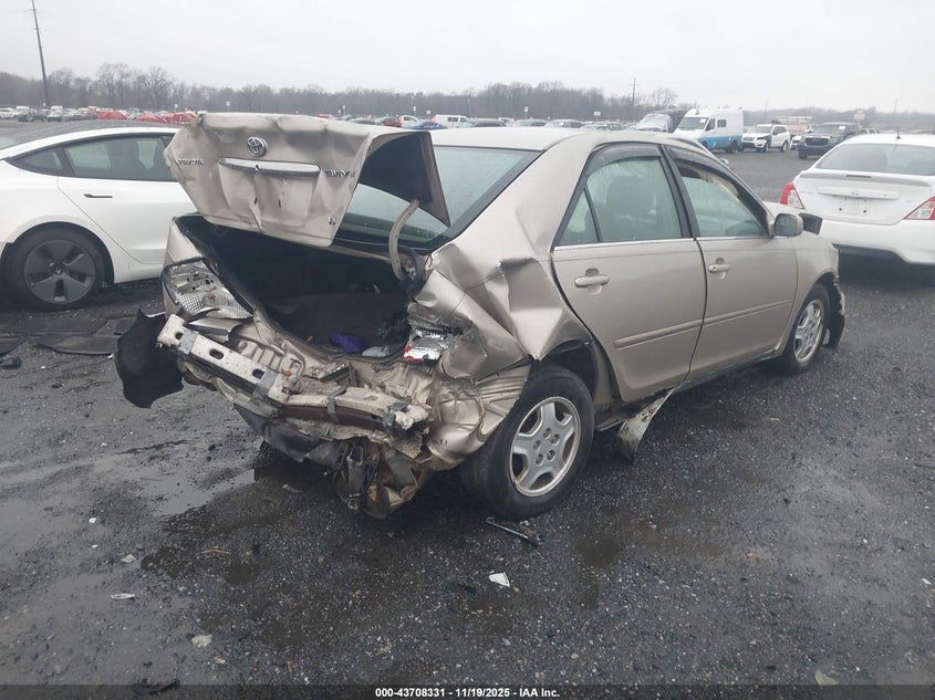 4T1BF30K33U557973 2003 TOYOTA CAMRY photo no. 4