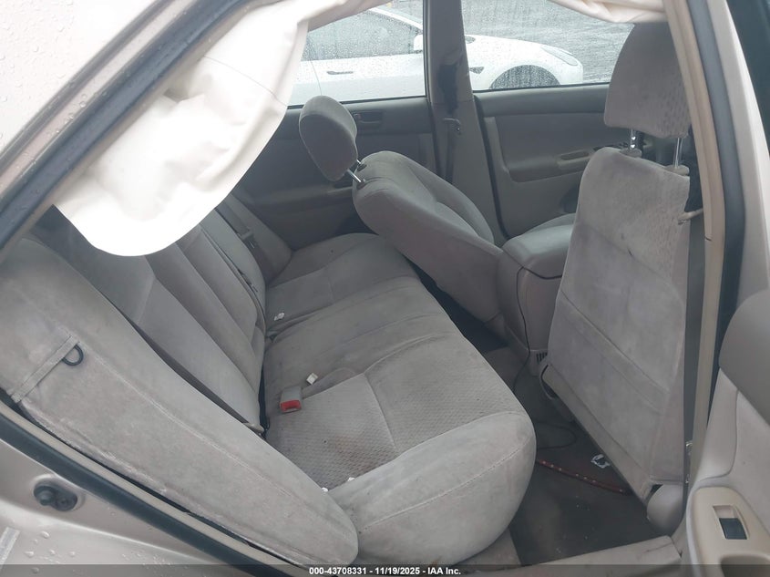 4T1BF30K33U557973 2003 TOYOTA CAMRY photo no. 8