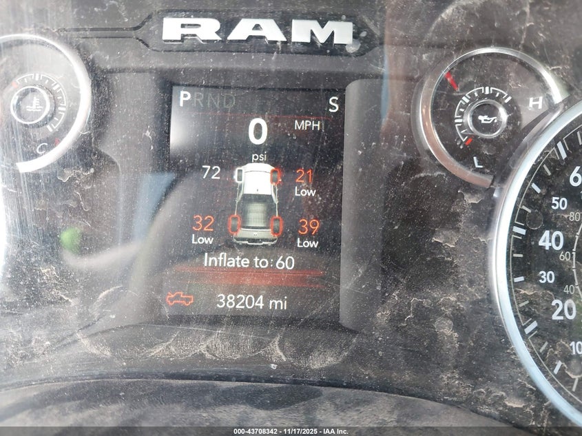 2024 Ram 2500 Big Horn 4X4 6'4 Box VIN: 3C6UR5DL2RG338525 Lot: 43708342