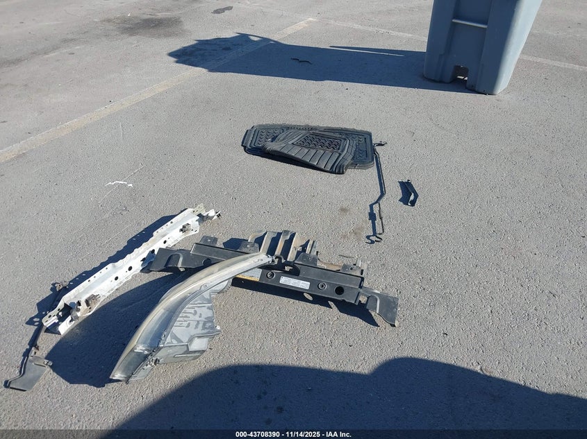 1995 Jeep Grand Cherokee Laredo VIN: 1J4GZ58Y1SC537399 Lot: 43708390