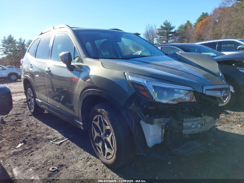 SUBARU FORESTER PREMIUM