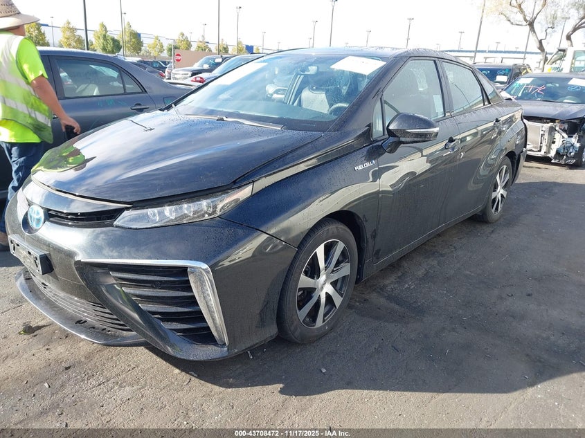 JTDBVRBD3HA003219 2017 TOYOTA MIRAI photo no. 2