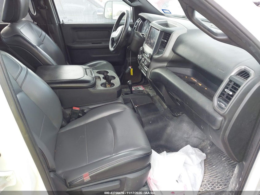 2022 Ram 2500 Tradesman 4X4 8' Box VIN: 3C6UR5HJ2NG366392 Lot: 43708476