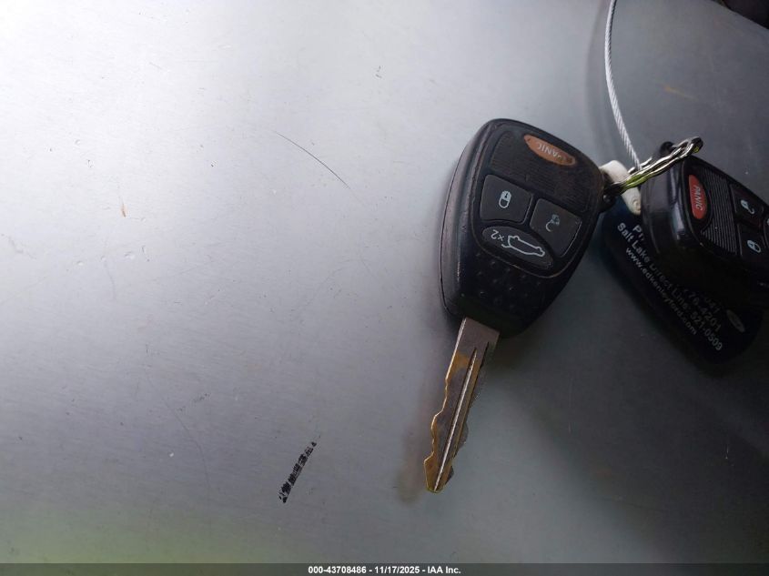 2005 Chrysler Pacifica Touring VIN: 2C4GM68415R410669 Lot: 43708486