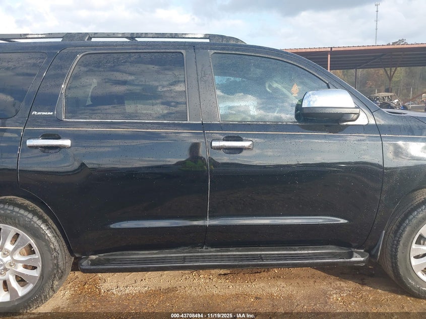 2008 Toyota Sequoia Platinum 5.7L V8 VIN: 5TDZY67A68S014804 Lot: 43708494