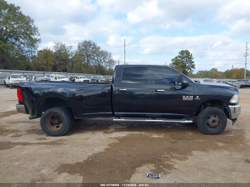 2017 Ram 3500 Lone Star 4X4 8' Box VIN: 3C63RRHL4HG627725 Lot: 43708506