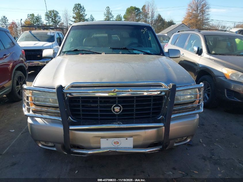 2000 Cadillac Escalade Standard VIN: 1GYEK13R6YR118880 Lot: 43708633