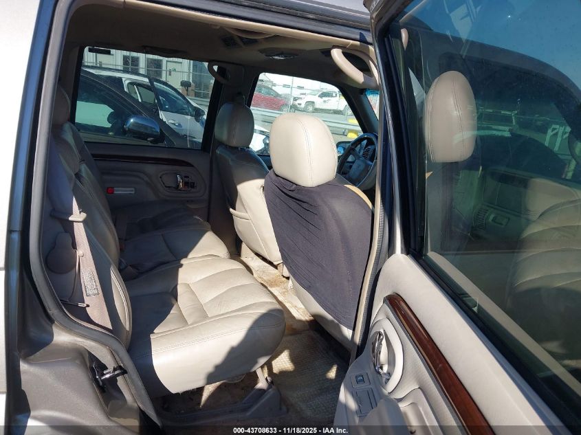 2000 Cadillac Escalade Standard VIN: 1GYEK13R6YR118880 Lot: 43708633