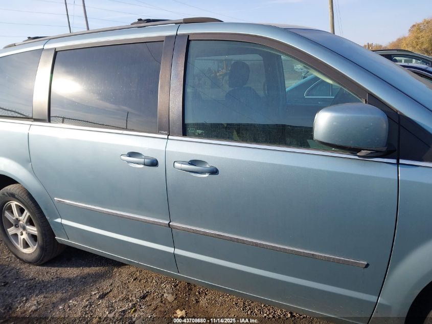 2009 Chrysler Town & Country Touring VIN: 2A8HR54189R618087 Lot: 43708680