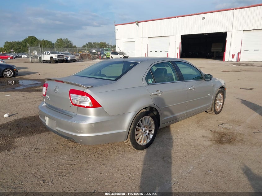 3MEHM08Z08R609075 2008 MERCURY MILAN photo no. 4