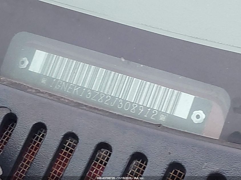 2002 Chevrolet Tahoe Lt VIN: 1GNEK13Z82J308912 Lot: 43708726