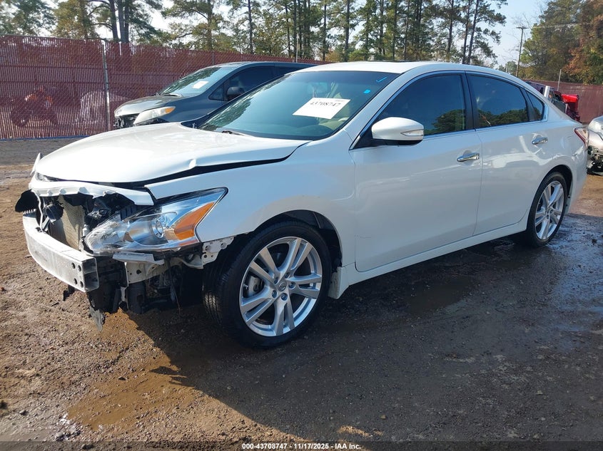 1N4BL3AP2DN525640 2013 NISSAN ALTIMA photo no. 2