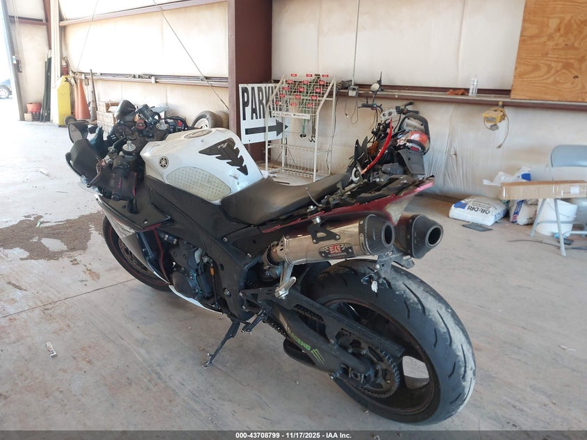JYARN23E49A003921 2009 YAMAHA YZF photo no. 3