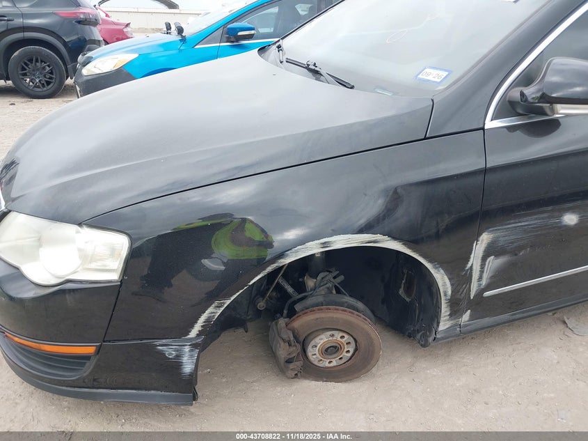 2008 Volkswagen Passat Komfort VIN: WVWAK73C58P086549 Lot: 43708822