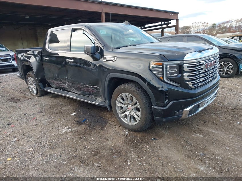 GMC SIERRA 1500 4WD SHORT BOX DENALI