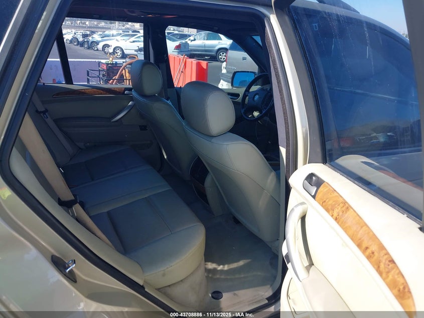 2000 BMW X5 4.4 VIN: WBAFB334XYLH03586 Lot: 43708886