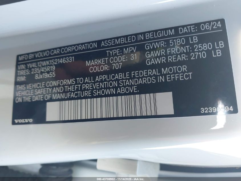 2025 Volvo V60 Cross Country B5 Plus VIN: YV4L12WK1S2146331 Lot: 43708902