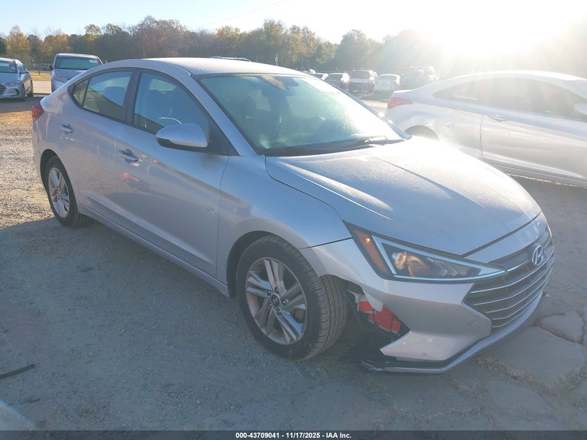 2019 HYUNDAI ELANTRA SEL - KMHD84LF9KU879944