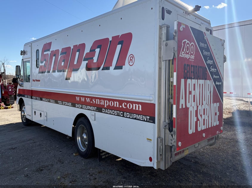 2020 FREIGHTLINER MT55 auction photo 3