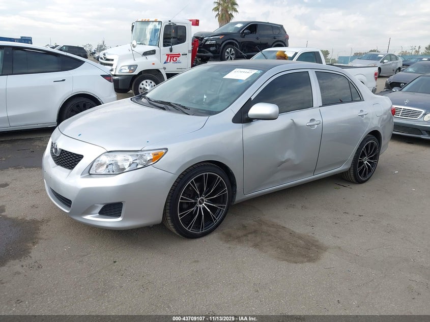 1NXBU4EE4AZ361570 2010 TOYOTA COROLLA photo no. 2