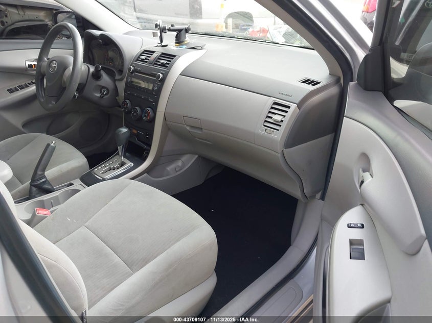 1NXBU4EE4AZ361570 2010 TOYOTA COROLLA photo no. 5