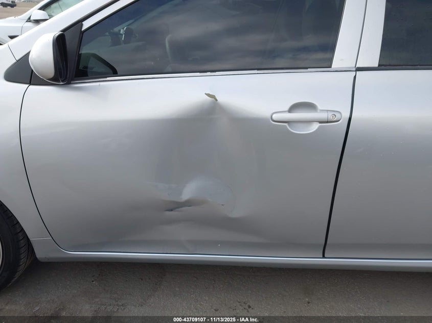 1NXBU4EE4AZ361570 2010 TOYOTA COROLLA photo no. 6