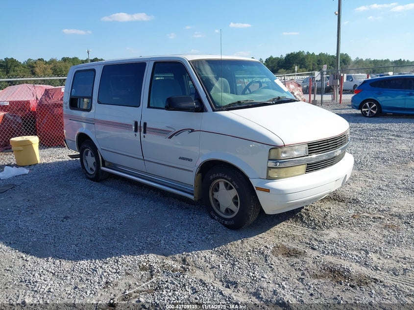1GBDM19W2YB134113 2000 Chevrolet Astro Upfitter Pkg. auction photo 1