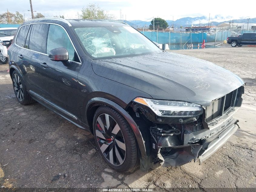 VOLVO XC90 T8 ULTIMATE 6-SEATER