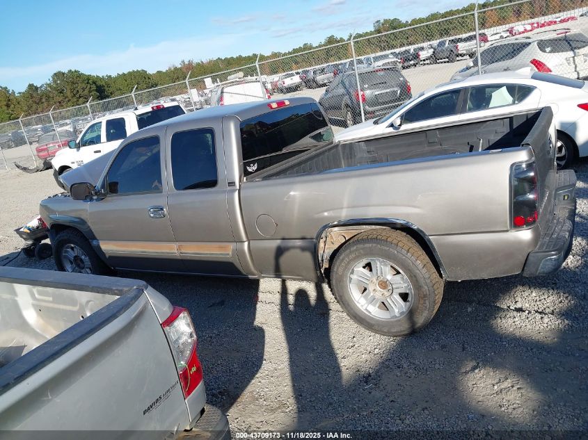 2003 Chevrolet Silverado 1500 Ls VIN: 2GCEC19X531396292 Lot: 43709173
