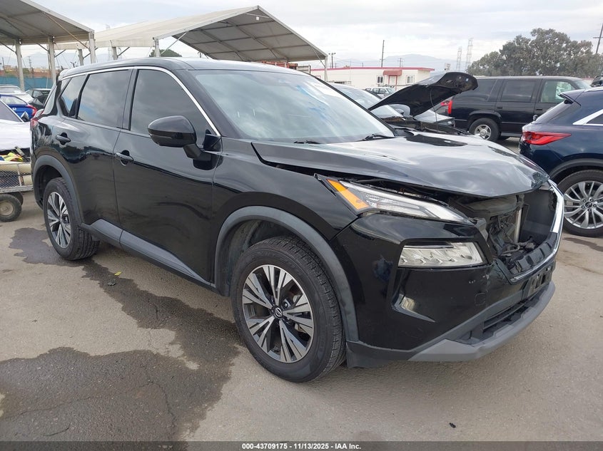 NISSAN ROGUE SV FWD