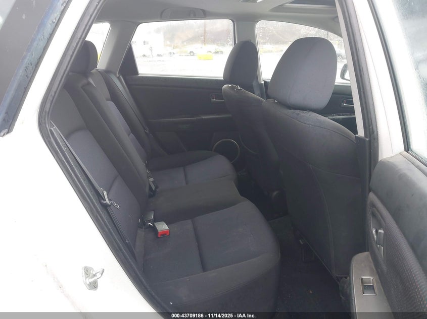 2007 Mazda Mazda3 S Touring VIN: JM1BK344X71639654 Lot: 43709186